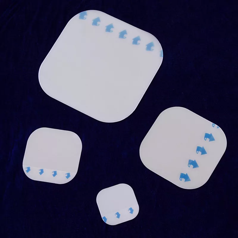 Pansement hydrocolloïde à pression sur les bords